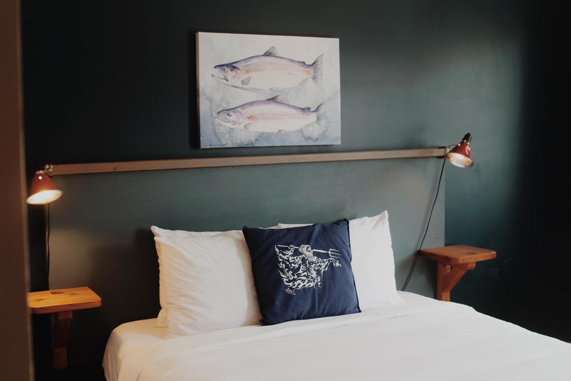 Salt Hotel & Pub Ilwaco Bagian luar foto